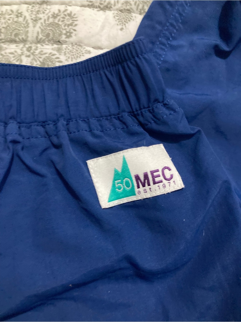 MEC unlined nylon pants. Size 5T